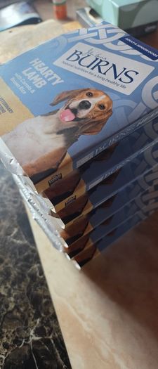 Burns dog food x6 Free to a good dog