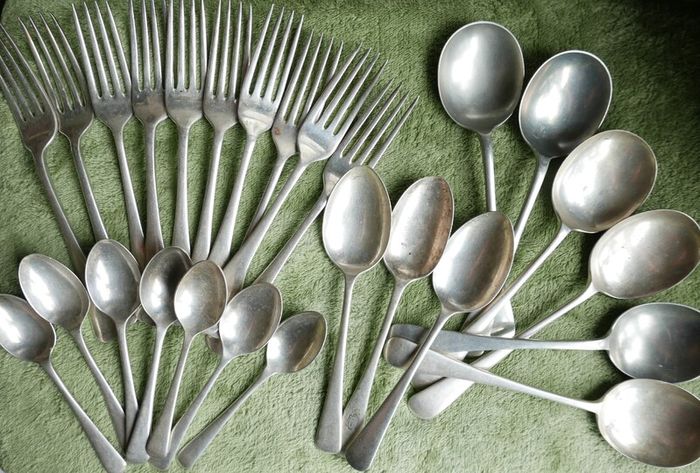 Vintage Cutlery Set
