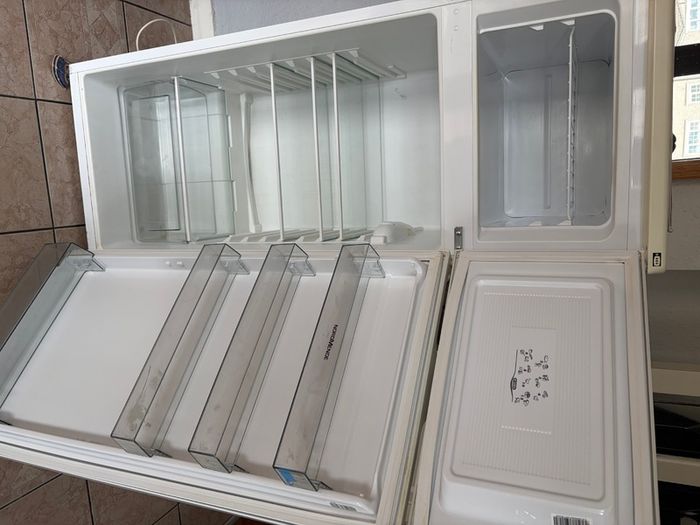 Fridge freezer