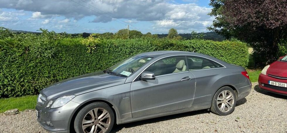 Mercedes-Benz E220 Coupe Automatic