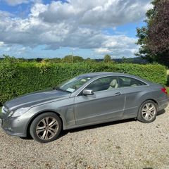 Mercedes-Benz E220 Coupe Automatic