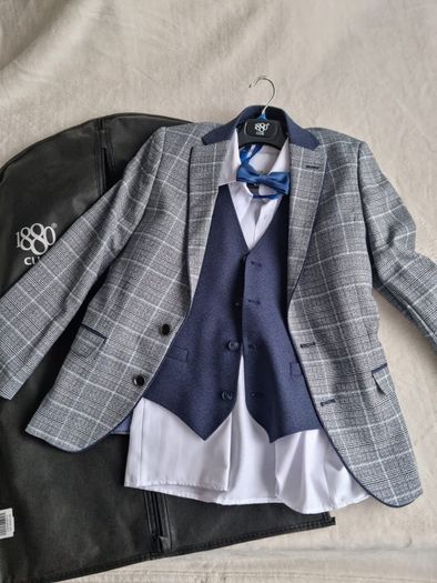 Comunion suit
