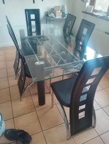 Dining Table and 6 Chairs