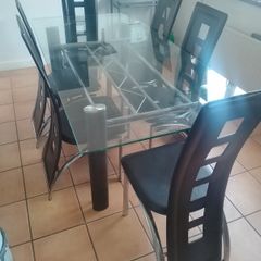 Dining Table and 6 Chairs