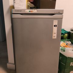 PowerPoint Compact/Under-Counter Freezer (Model: SF-103/AS)