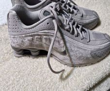 brand new nike...