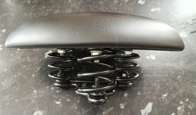 noseless bike saddle