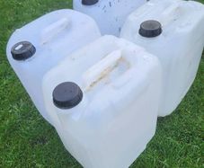 20L Jerry cans
