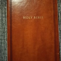 Holy Bible Sovereign Collection 9.5point Personal Size leather soft On3n3ss