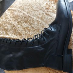 Boots size 7