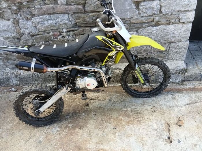 pit bike parts BREAKING ONLY  for parts
