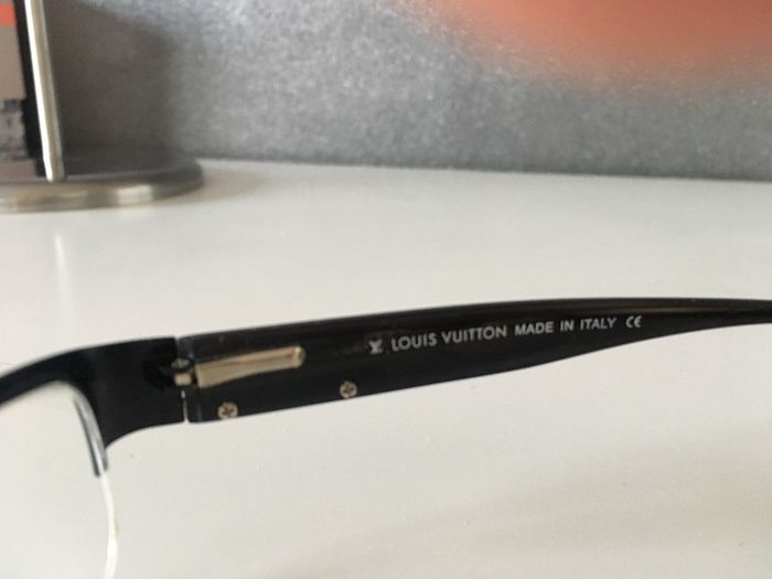 Louis Vuitton Auth optics