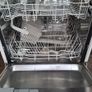 2 dishwashers free to take Image 4