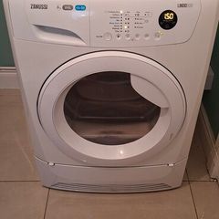 Zanussi 8kg Condenser dryer
