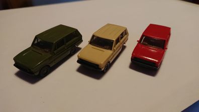 3 Range Rover model cars