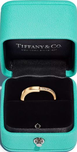 Tiffany&co diamond ring