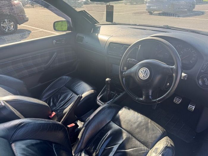 Volkswagen Golf MK4 3 door PD130 Sunroof