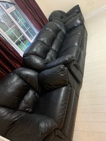 Black leather armchairs x2 perfect condition