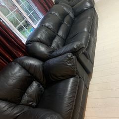 Black leather armchairs x2 perfect condition