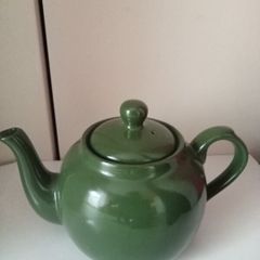 London Pottery Farmhouse Teapot