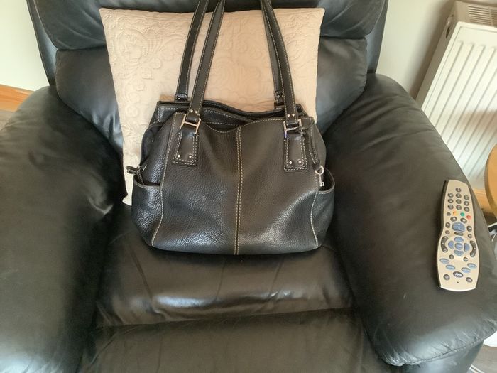 Fossil black leather shoulder bag