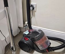 Beldray BEL0700 Bagless Vacuum Cleaner