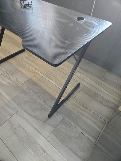 Gamer desk