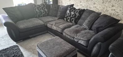 DFS - Black & Grey Corner Suite