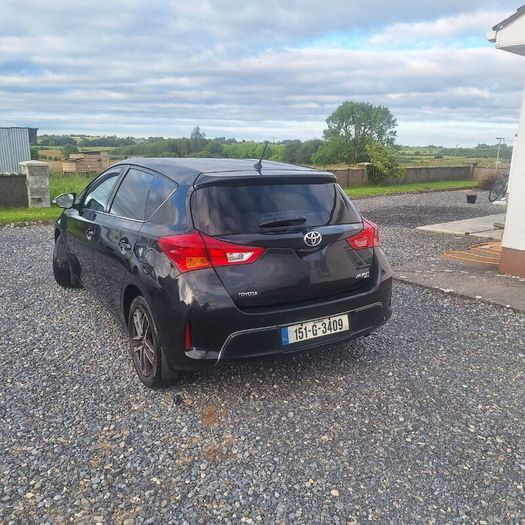 Toyota Auris 2015