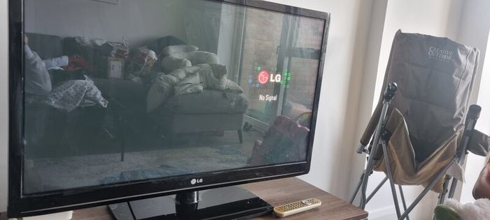 Lg 42" Tv.