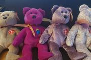 Signature&amp; Decade Beanie Bears