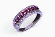 9k gold ring with rubies