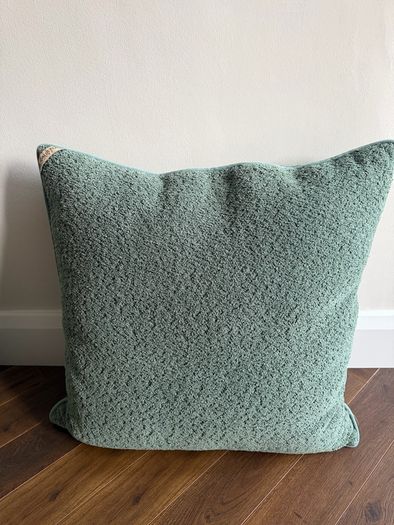 2 Large Cushions