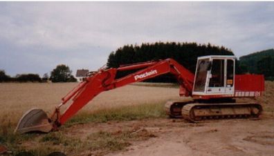 Excavator/ digger