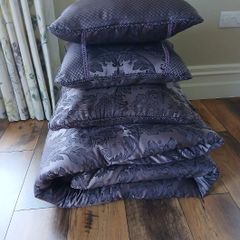 Bedroom Linen Set