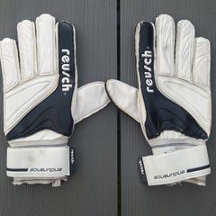 Reusch goalkeeper gloves