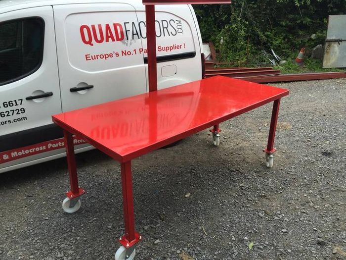 New Steel Workbenchs On Wheels