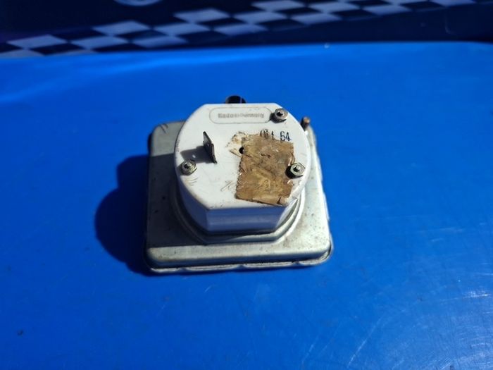 Kienzle 12v clock