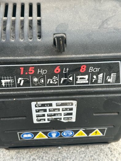 Air compressor