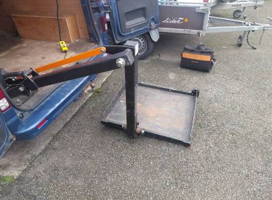 Van Tail Lift