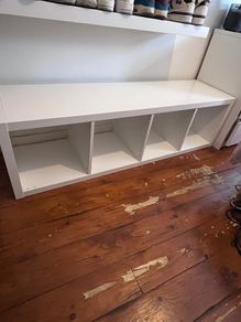 4-cube shelving unit