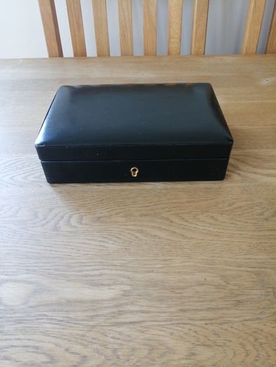 Leather Box 8" x 6"