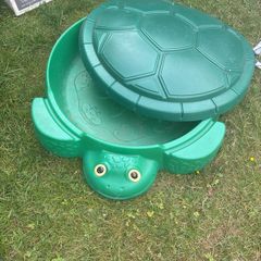 turtle pool