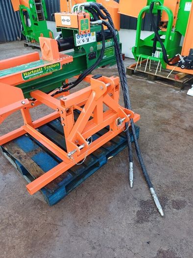 25 Ton Tractor Log Splitter