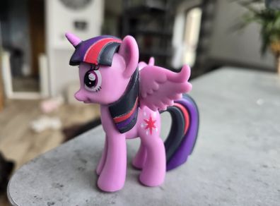 Twilight Sparkle 3 inch Moulded Figure MLP G4 My Little Pony