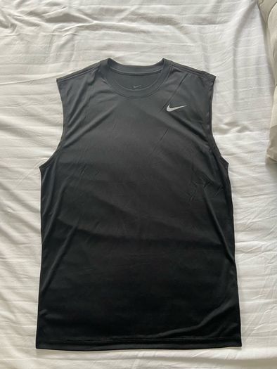 Nike vest