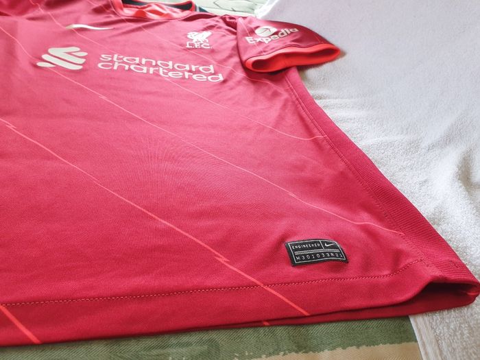 Liverpool Football Club Home Jersey 2021 to 2022 Small Adult Nike