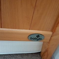 baby cot