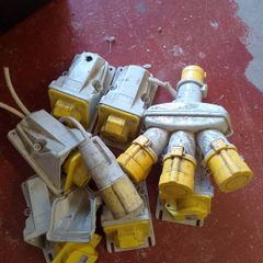 110V sockets and plug