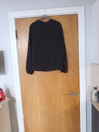 Blouses X 2.   S. 14 & L .
